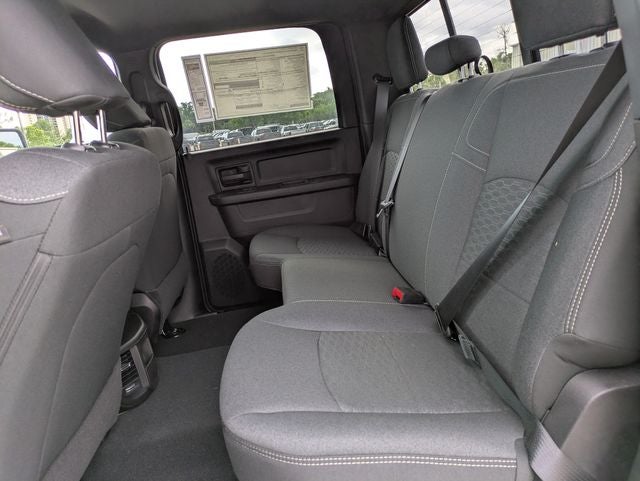 2026 RAM 2500 Black Express Crew Cab 4x4 6'4' Box