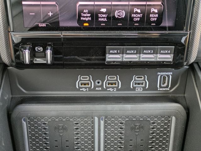 2026 RAM 2500 RAM 2500 LIMITED MEGA CAB 4X4 6'4' BOX
