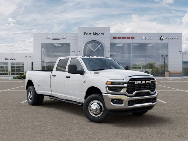 2026 RAM Ram 3500 RAM 3500 TRADESMAN CREW CAB 4X4 8' BOX