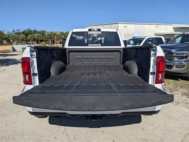 2026 RAM Ram 3500 RAM 3500 LARAMIE CREW CAB 4X4 8' BOX