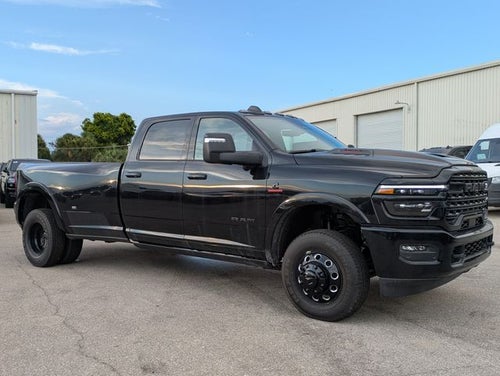2026 RAM Ram 3500 RAM 3500 LIMITED CREW CAB 4X4 8' BOX