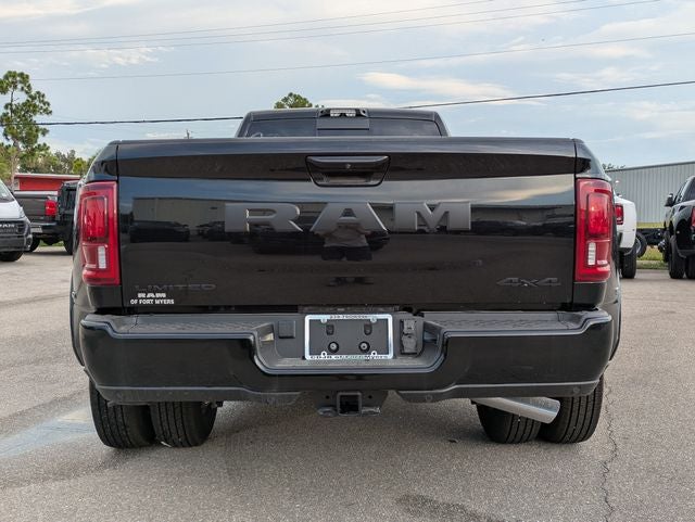 2026 RAM Ram 3500 RAM 3500 LIMITED CREW CAB 4X4 8' BOX