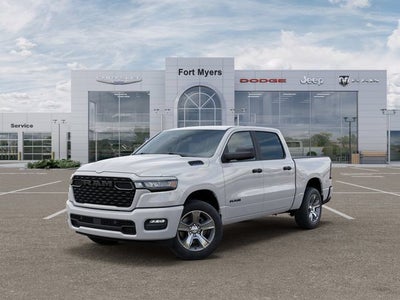 2026 RAM Ram 1500 RAM 1500 EXPRESS CREW CAB 4X2 5'7' BOX