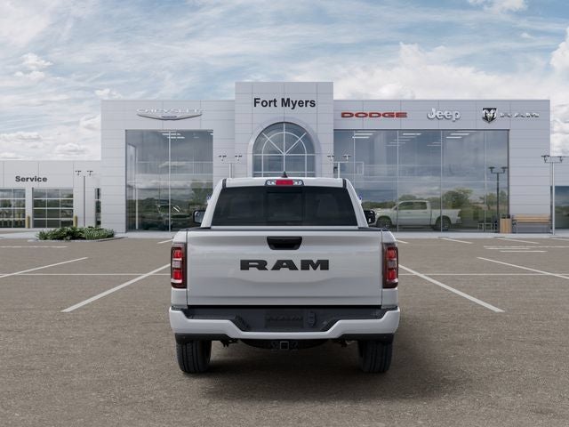 2026 RAM Ram 1500 RAM 1500 EXPRESS CREW CAB 4X2 5'7' BOX