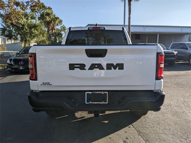 2026 RAM Ram 1500 RAM 1500 TRADESMAN CREW CAB 4X2 5'7' BOX