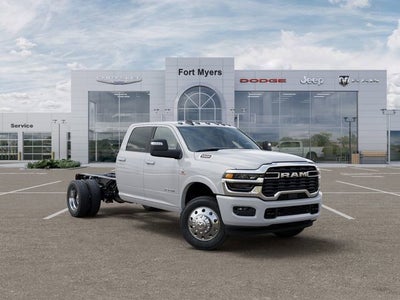 2026 RAM Ram 5500 Chassis Cab RAM 5500 BIG HORN CHASSIS CREW CAB 4X4 60' CA