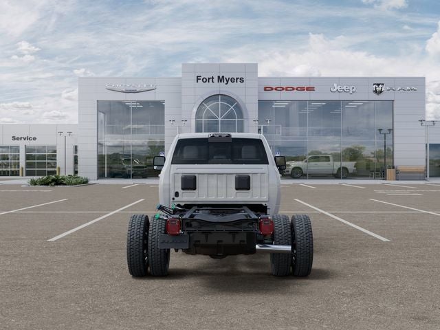 2026 RAM Ram 5500 Chassis Cab RAM 5500 BIG HORN CHASSIS CREW CAB 4X4 60' CA