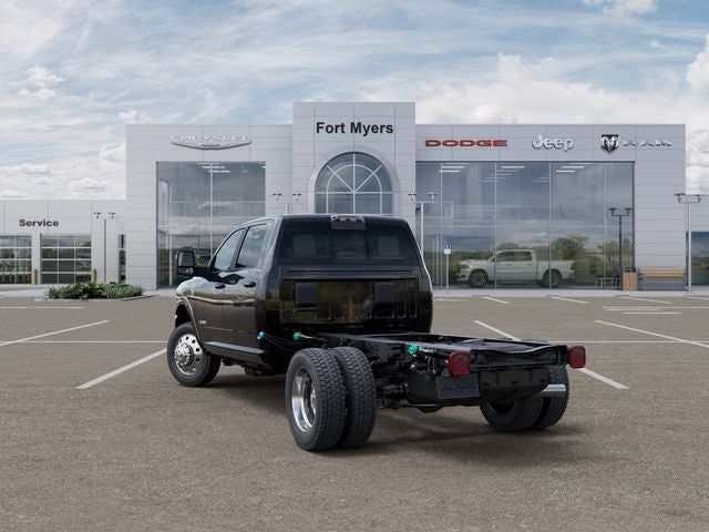 2026 RAM Ram 5500 Chassis Cab RAM 5500 BIG HORN CHASSIS CREW CAB 4X4 60' CA
