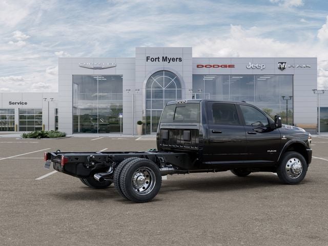2026 RAM Ram 5500 Chassis Cab RAM 5500 BIG HORN CHASSIS CREW CAB 4X4 60' CA