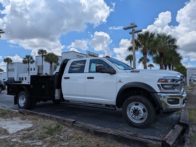 2026 RAM Ram 5500 Chassis Cab RAM 5500 TRADESMAN CHASSIS CREW CAB 4X4 84' CA