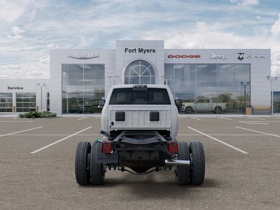 2026 RAM Ram 5500 Chassis Cab RAM 5500 TRADESMAN CHASSIS CREW CAB 4X4 84' CA