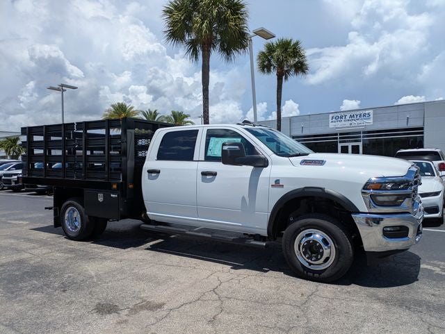 2026 RAM 3500 Tradesman 4X4 Crew Cab's photo