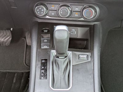 2025 Nissan Kicks S FWD