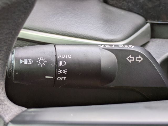 2025 Nissan Kicks S FWD