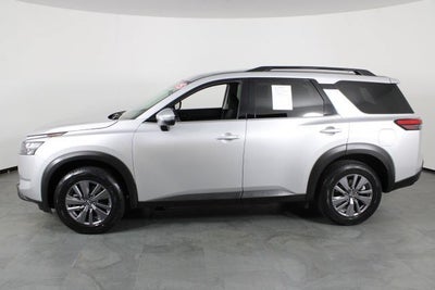 2025 Nissan Pathfinder SV FWD