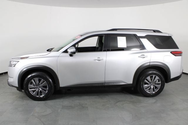 2025 Nissan Pathfinder SV FWD