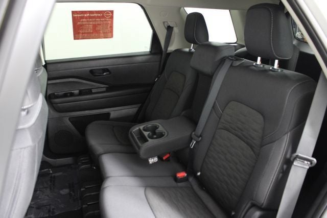 2025 Nissan Pathfinder SV FWD