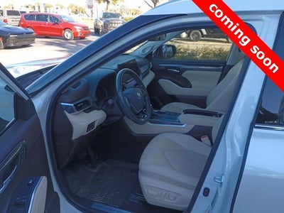 2021 Toyota Highlander Hybrid Limited