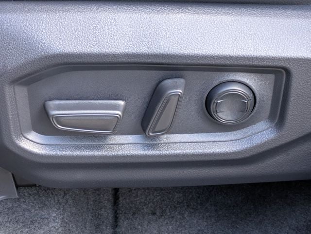 2026 Toyota Tundra SR5 CrewMax 5.5' Bed
