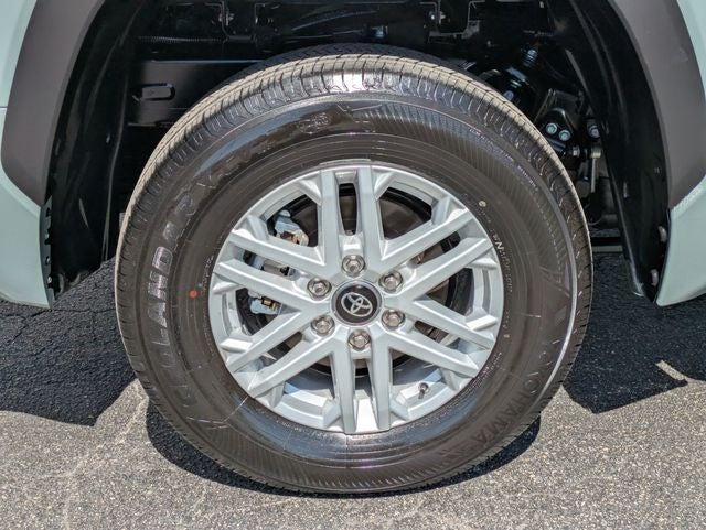 2026 Toyota Tundra SR5 CrewMax 5.5' Bed