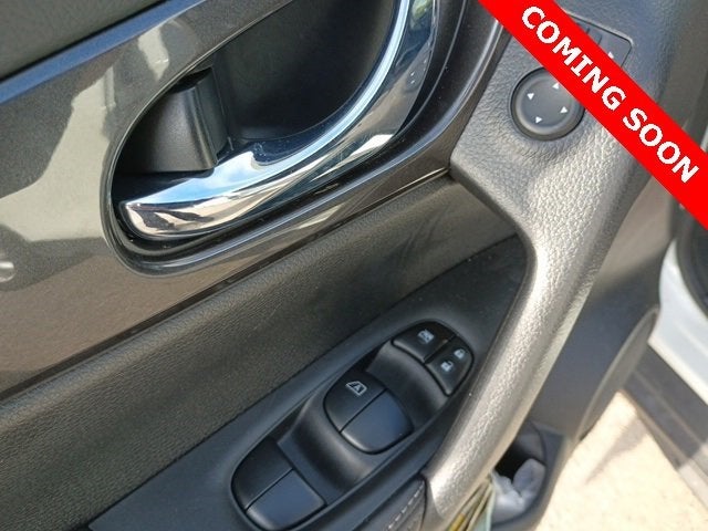 2020 Nissan Rogue SV FWD