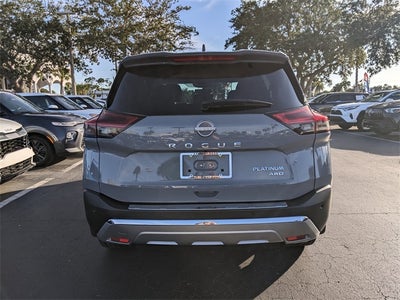 2022 Nissan Rogue Platinum Intelligent AWD
