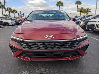 2025 Hyundai Elantra Limited