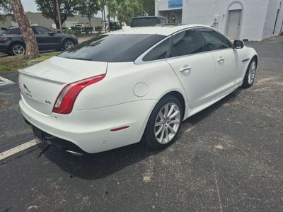 2016 Jaguar XJ R-Sport