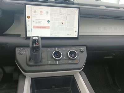 2025 Land Rover Defender 110 P300