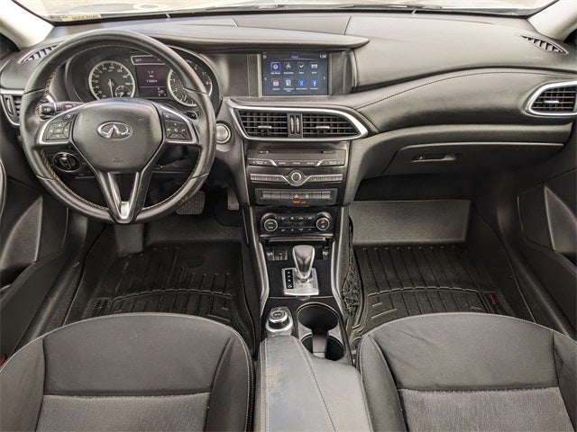 2018 INFINITI QX30 Base