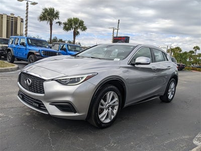 2018 INFINITI QX30 Base