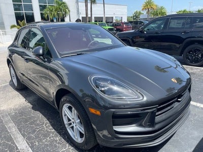 2023 Porsche Macan T