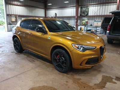 2023 Alfa Romeo Stelvio Quadrifoglio
